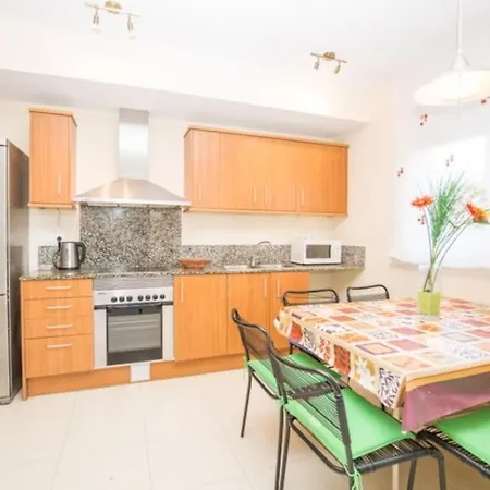 Precioso Con Piscina Y Jardín Propio