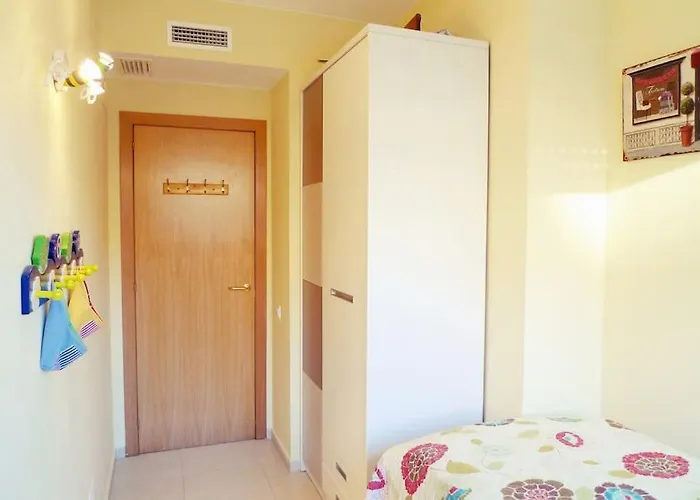 Precioso Con Piscina Y Jardín Propio *